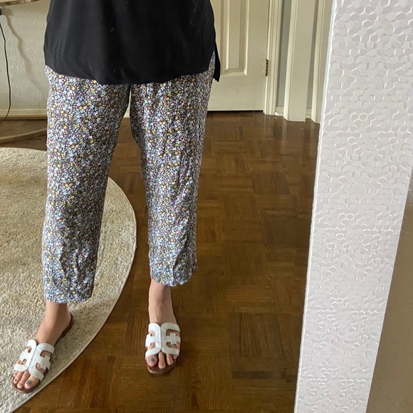 Floral Drawstring Pants - Picture 6 of 9